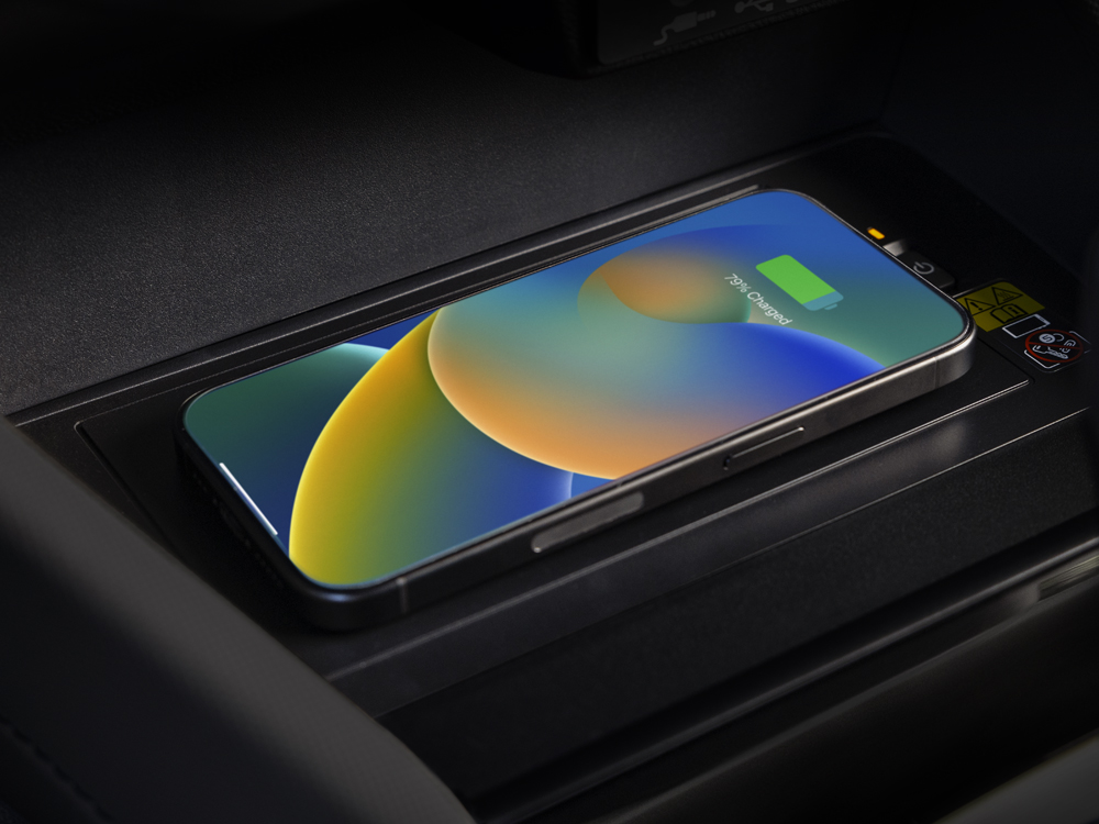 Subaru Forester mobile charging